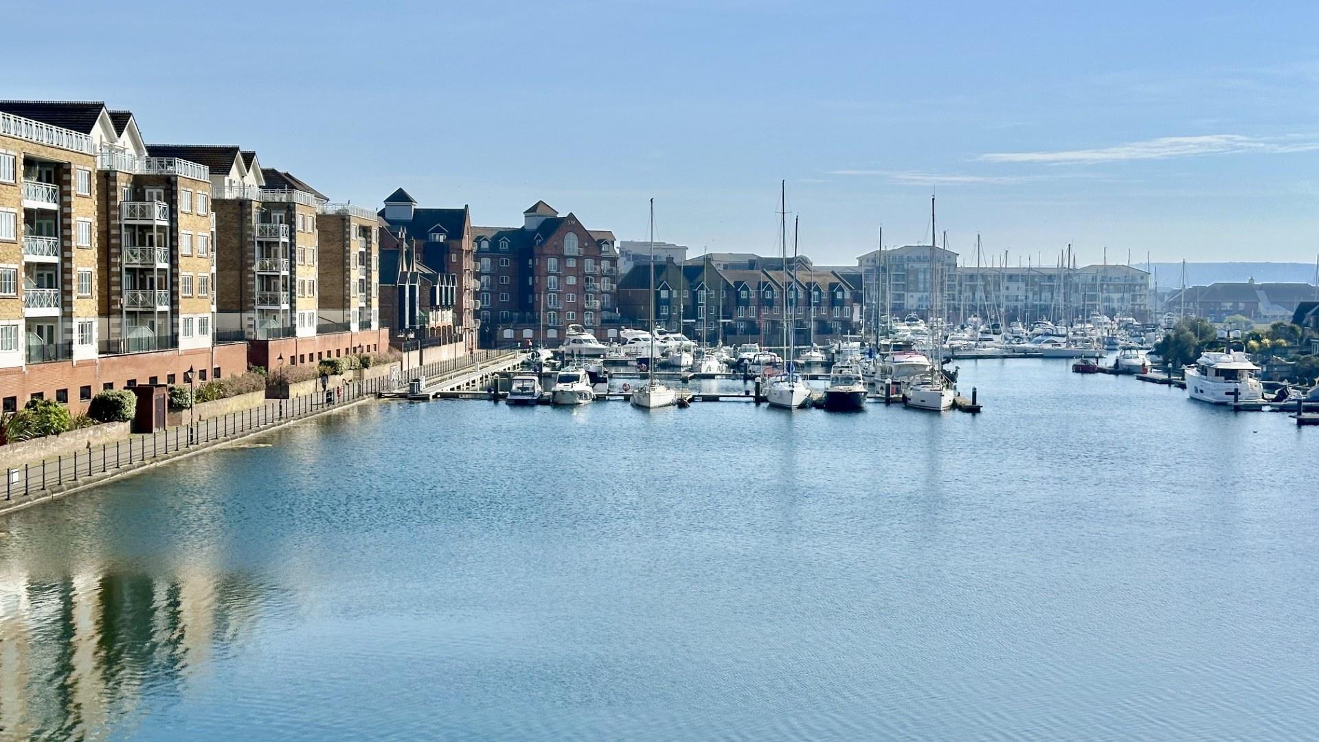 4 bed property in Long Beach View, Sovereign Harbour North, Eastbourne
